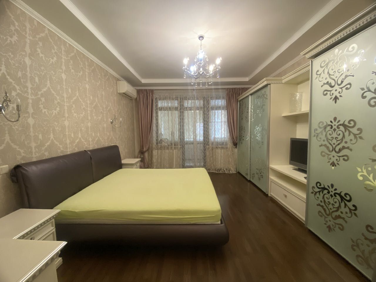 3к на Оболонській набережній, 7