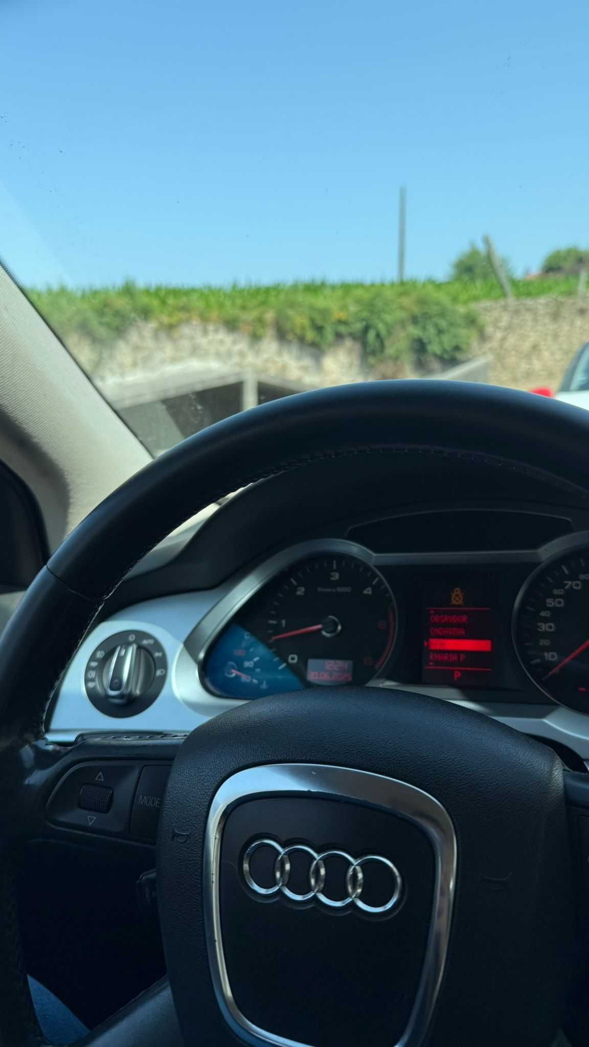 Audi A6  2.7 caixa automática