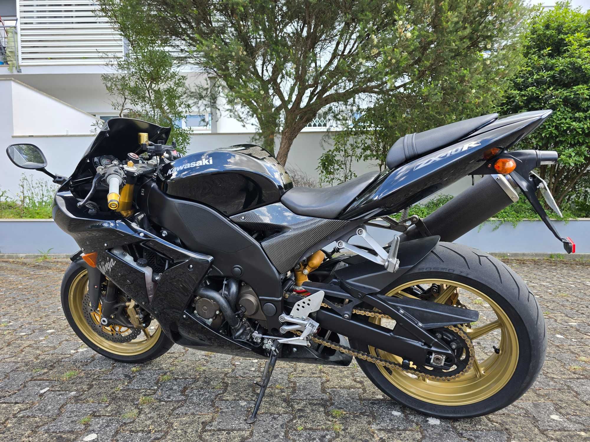 Kawasaki Ninja ZX10R 2004
