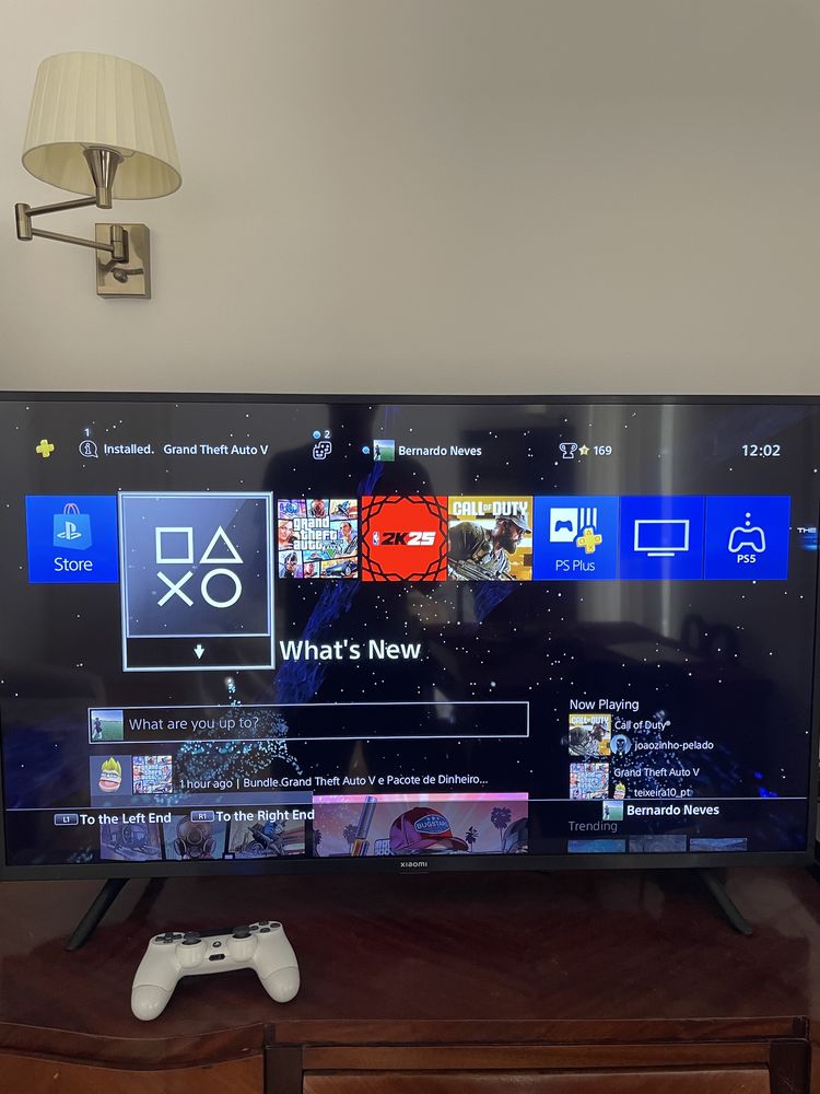 Ps4 em boas condicoes