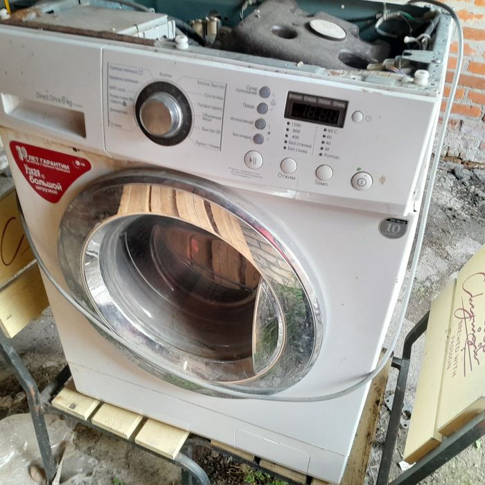 Пральна машинка LG