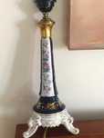 Lindíssimo candeeiro em porcelana Limoges, Richelieu, pintado à mão