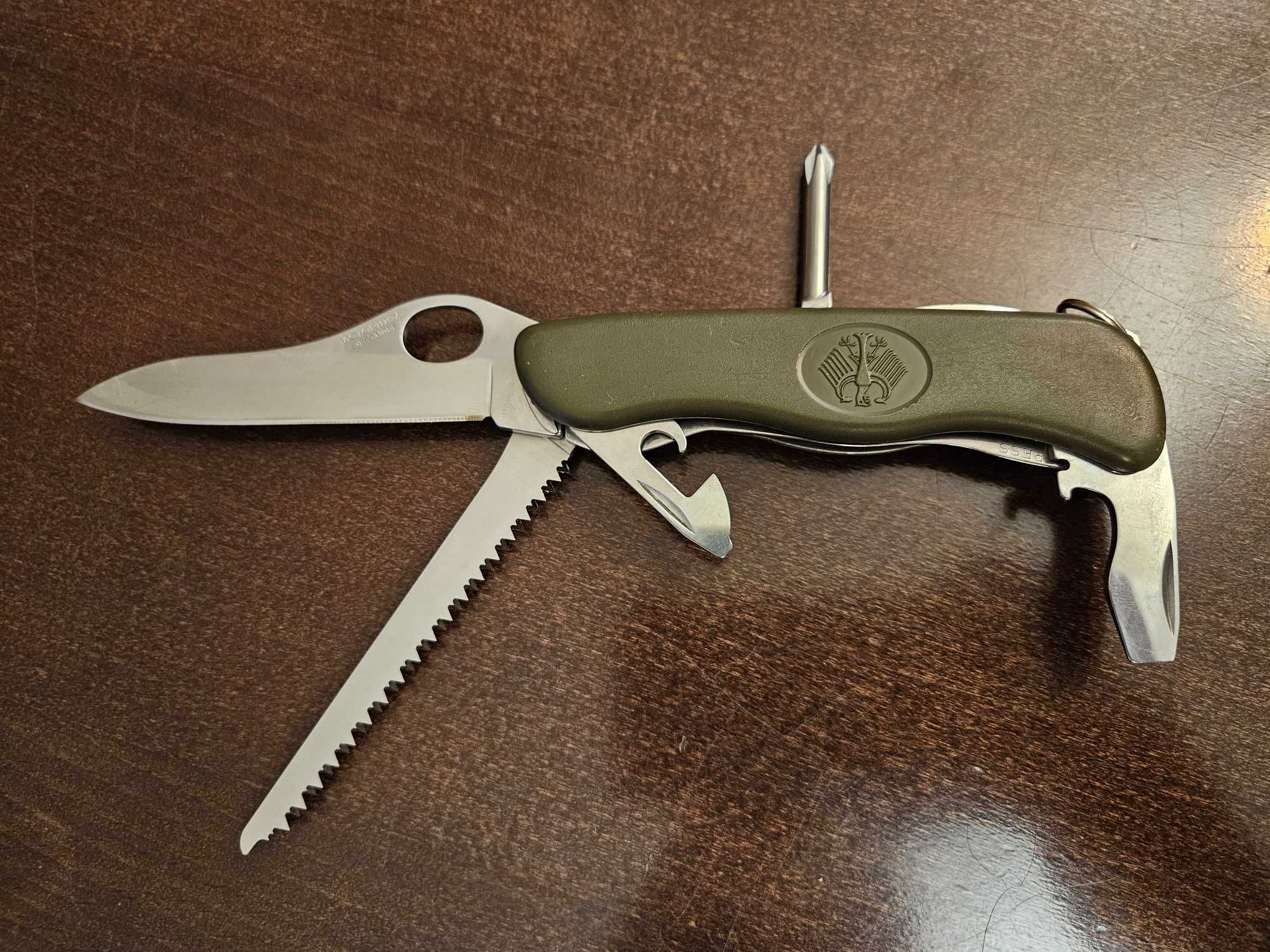 scyzoryk Victorinox GAK 111mm BW