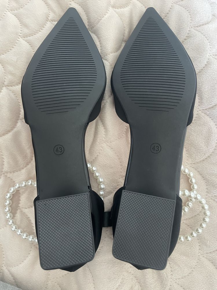 nowe buty na niskim obcasie
