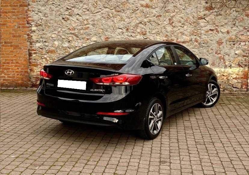 Hyundai Elantra 2017 року