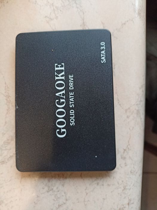 Dysk ssd 64 mało przebiegu  jak nowy Windows 11