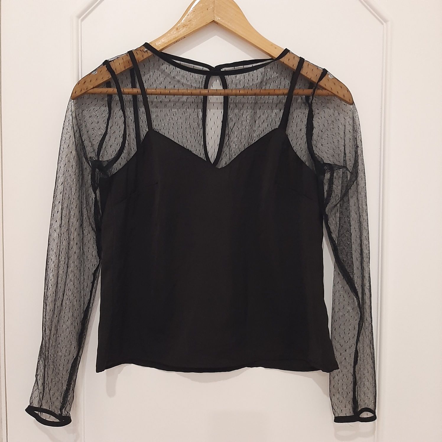 Blusa bershka preta