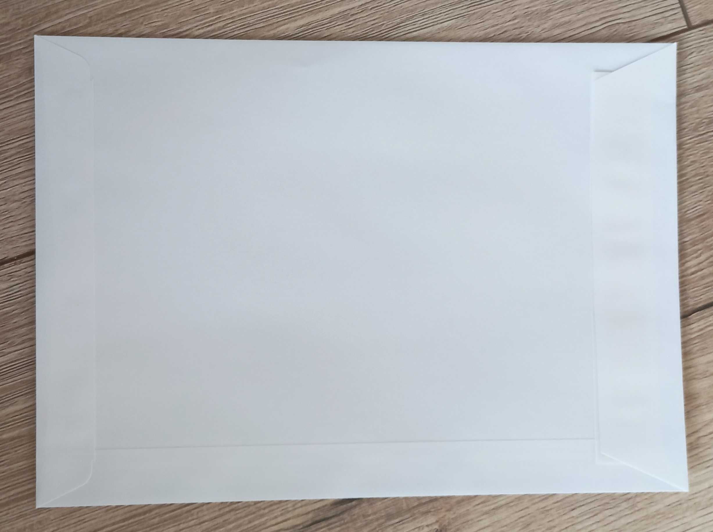 Nowe białe koperty C5 162 x 229 mm z paskiem samoprzylepnym HK