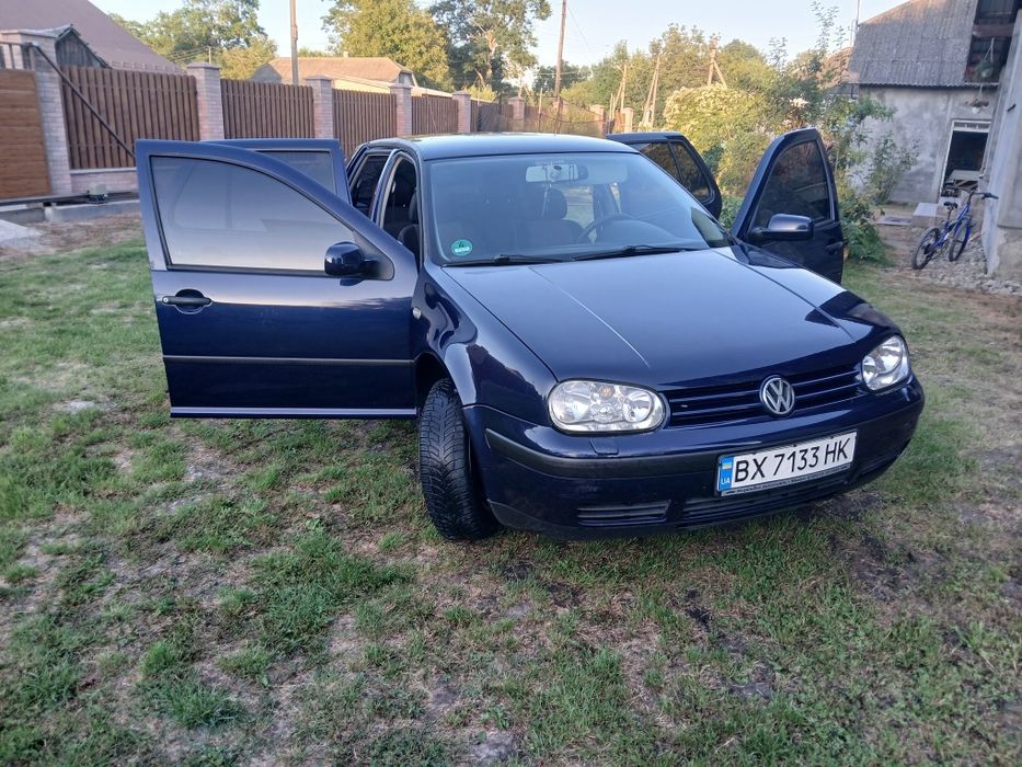 Гольф 4 2001року