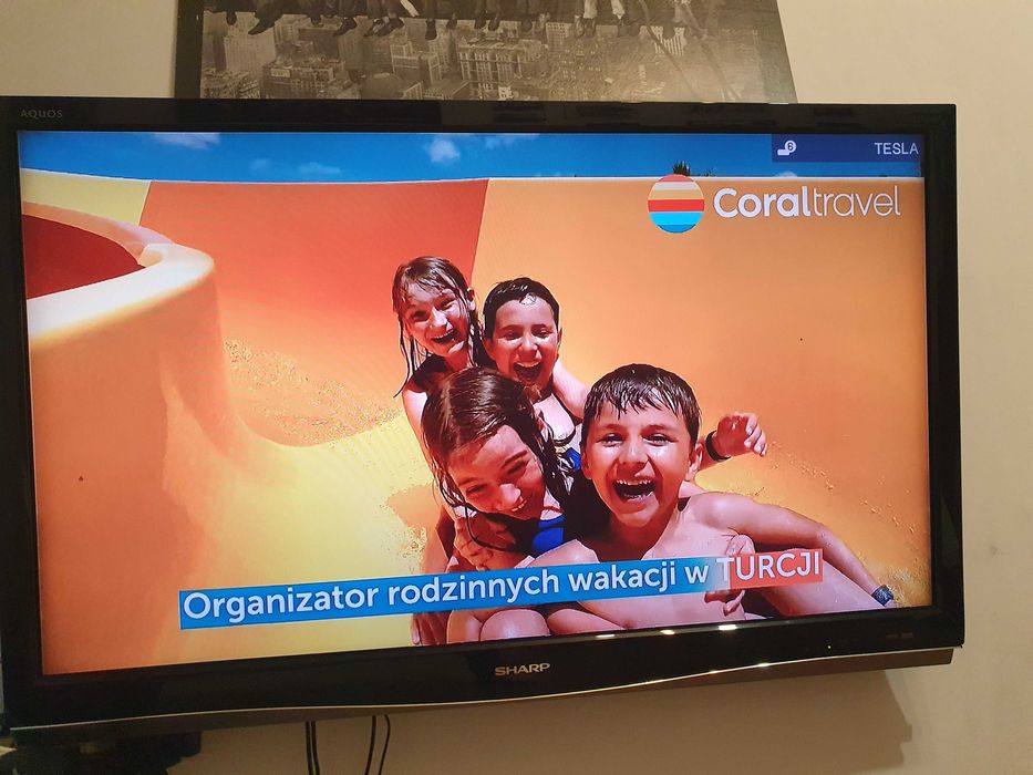TV SHARP + pilot, stary telewizor plazmowy - bez nóżek na ścianę