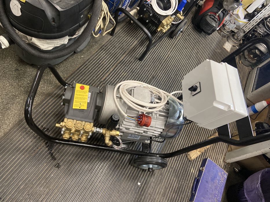 Электродвигатель, мотор для мойки Италия Mazzoni 5,5 кВт