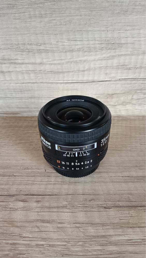 Nikon AF 35mm f2 D US 609504 обʼєктив з середнім кутом