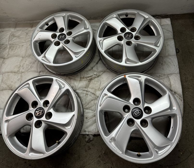 Felgi aluminiowe Hyundai OE ET 45 6,5jx16” 5x114,3 i30 i40 ix30 Tuscon
