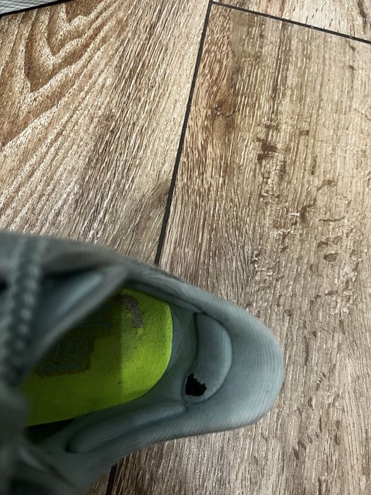 Buty do biegania Brooks Hyperion Elite 3 z karbonem