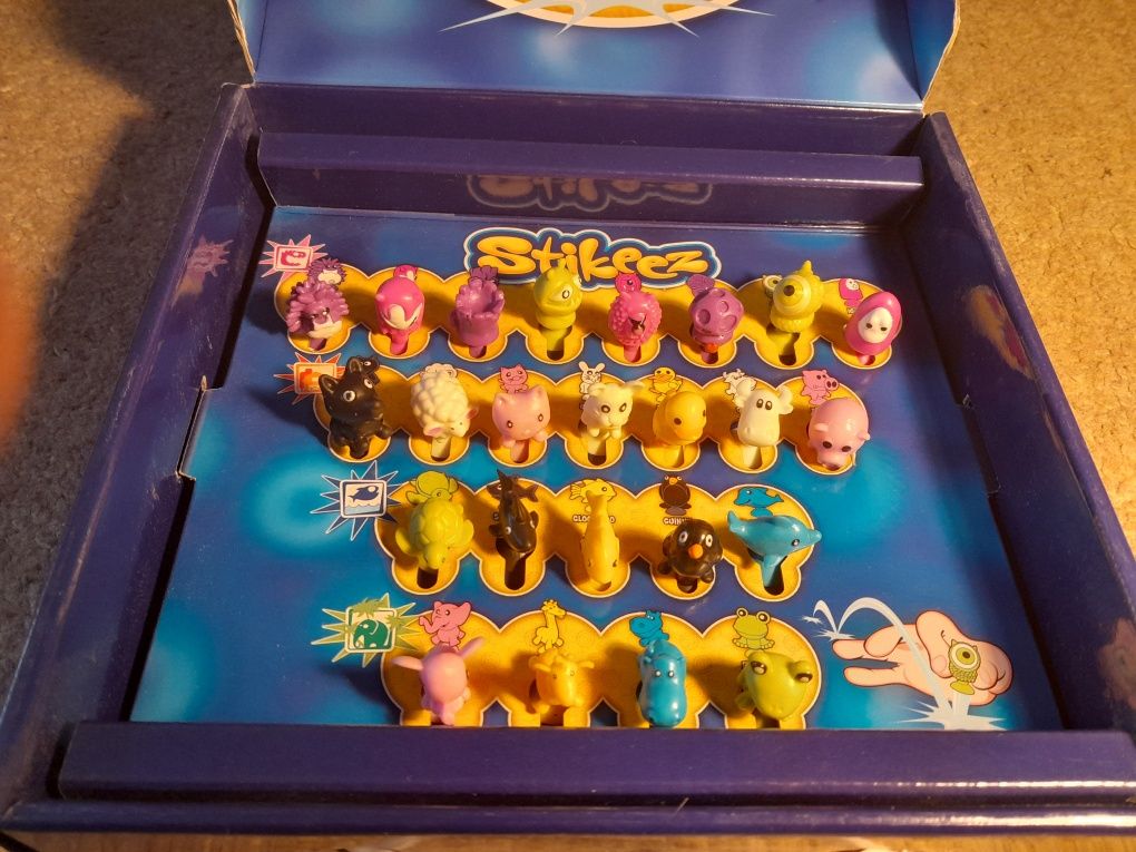 Stikeez gra planszowa + komplet figurek