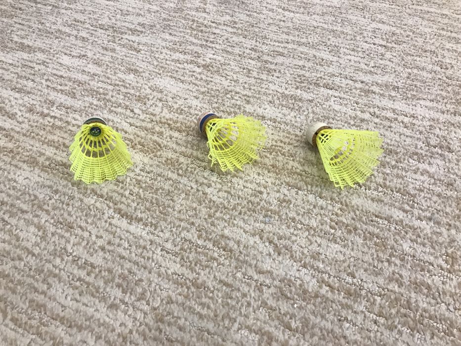 Воланчики для бадмінтону