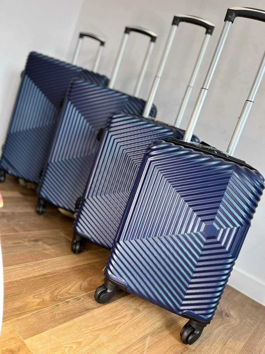 walizki ~ 8 kolorów