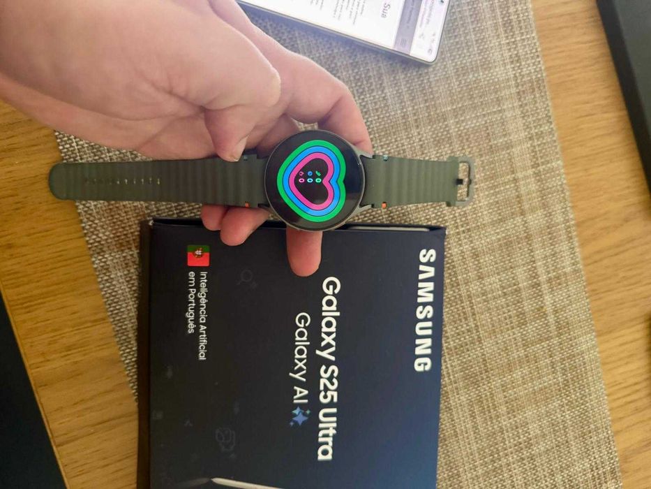 Samsung S25 ULTRA 512 GB e mais um relogio Galaxy whatch 7