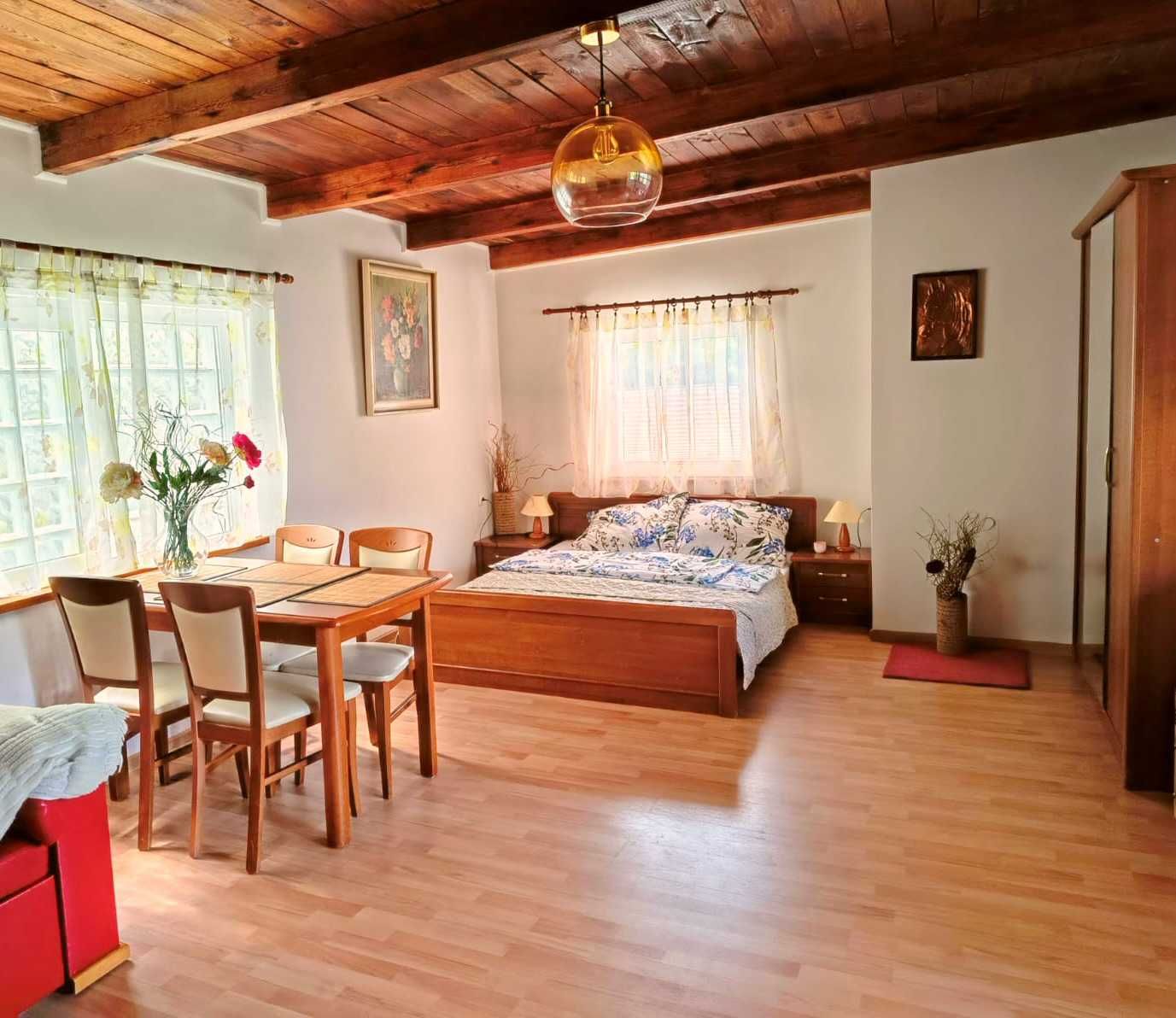 Pokoje Gościnne Portowa - Krynica Morska