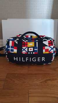 Спортивно-дорожня сумка  Tommy Hilfiger