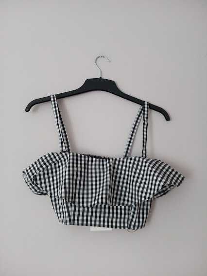 Pull&Bear crop top w kratkę z falbaną S
