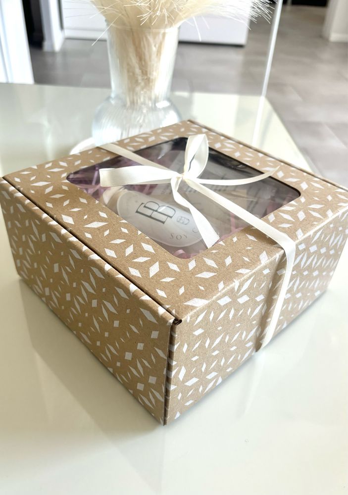 Box prezentowy / zestaw prezentowy / świeca sojowa zapachowa