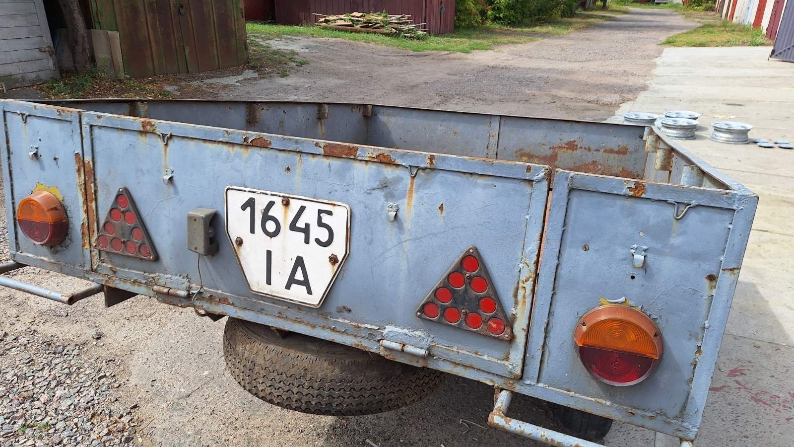 Продам причіп автомобільний посилений