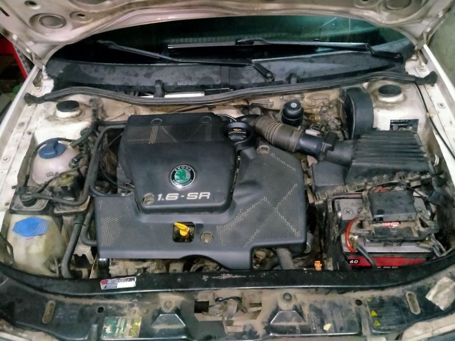 Продам Шкоду Октавию тур 1,6MPI /102л.с