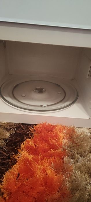 Vendo microondas em muito bom estado .