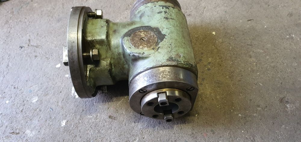 Frezarka uniwersalna FWA 39 stół 1600x400 mm + glowica pozioma skretna