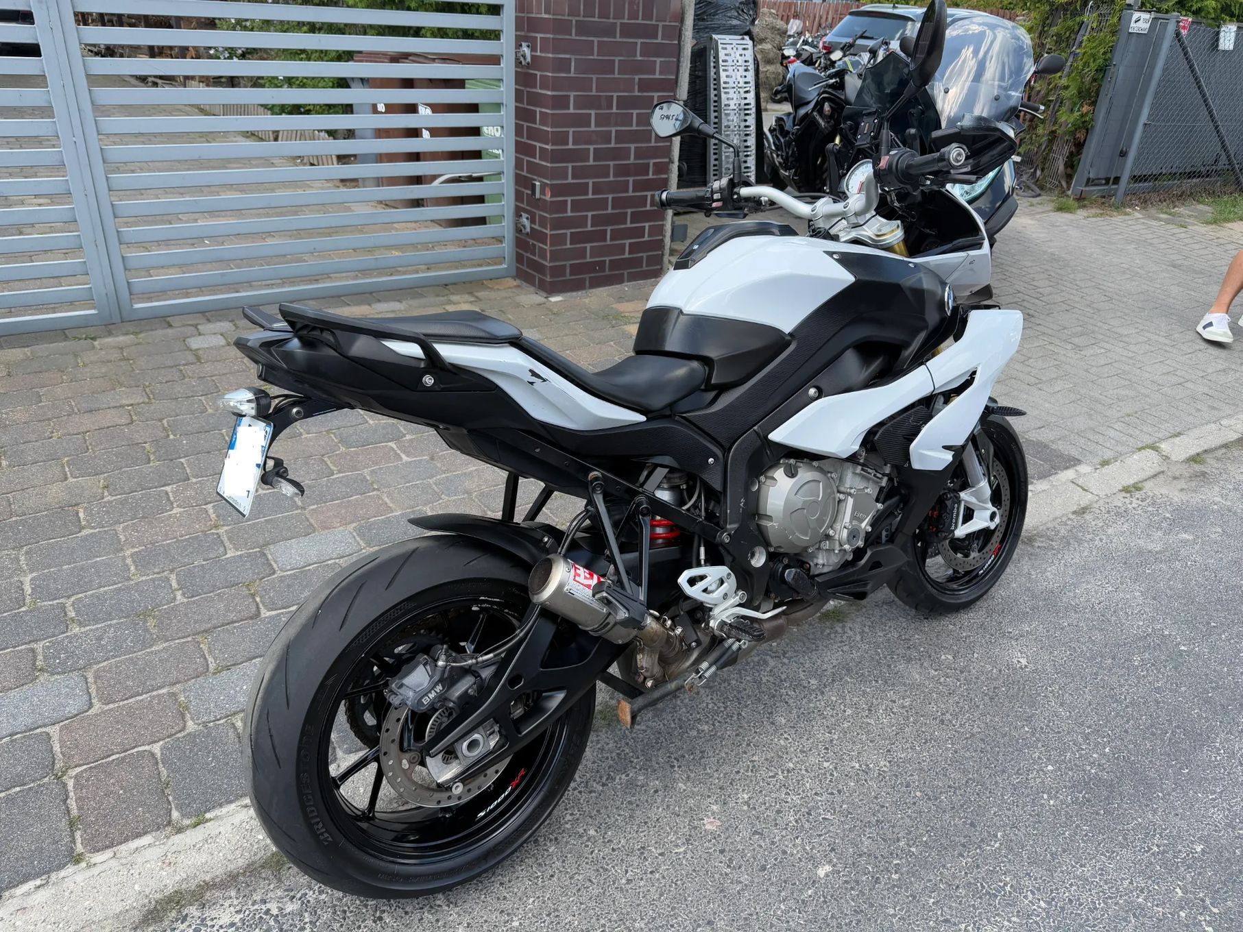 BMW XR BMW S 1000 XR    ABS*S1000XR*Yoshimura*