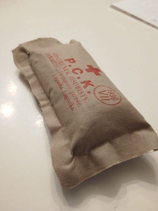 Opatrunek osobisty PCK replika