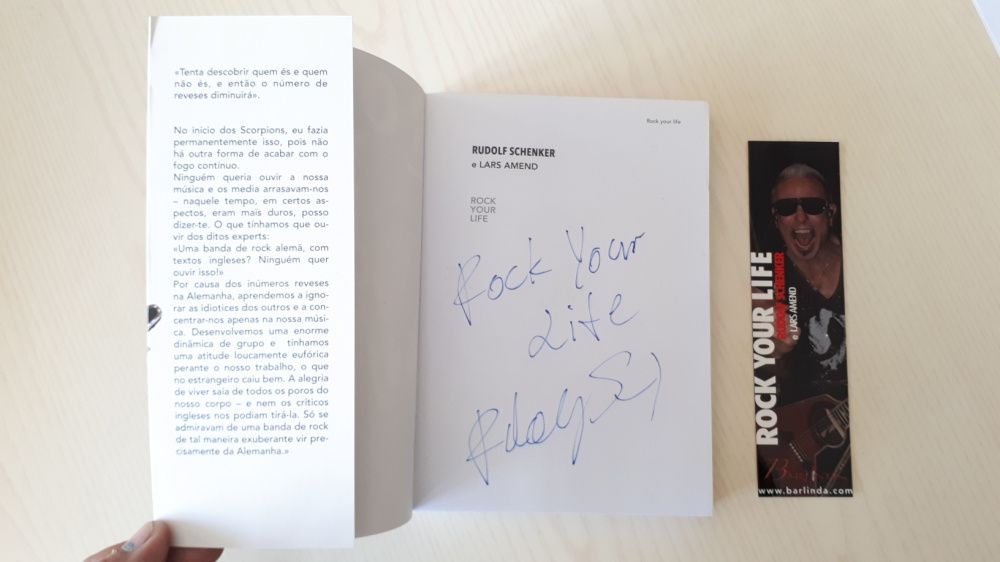 Livro Rock Your Life de Rudolf Schenker Autografado