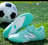 Buty sportowe korki torfy 31 jest