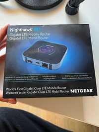 NETGEAR Nighthawk M1 Gigabit LTE Mobile Router