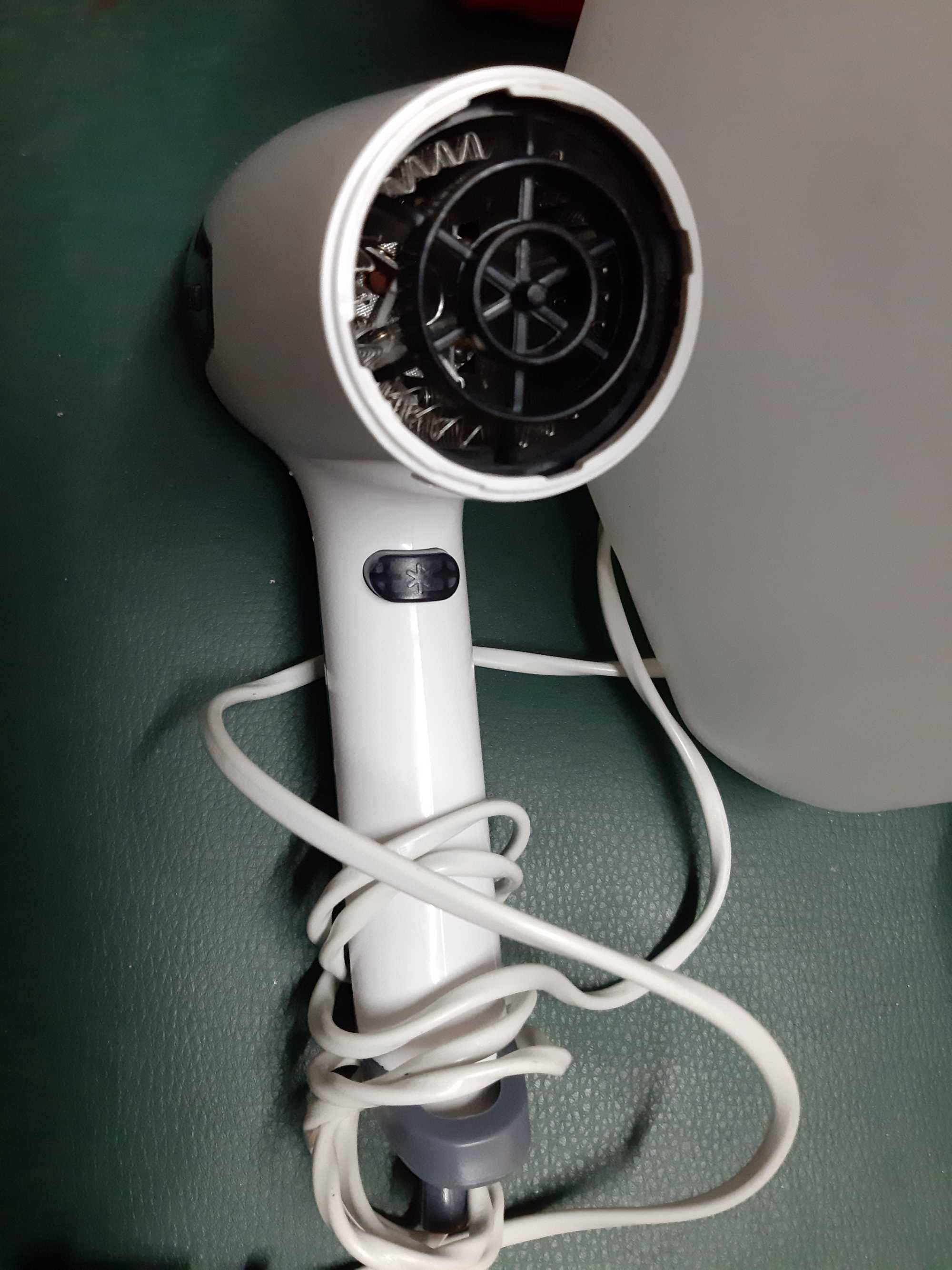 Secador de cabelo como novo