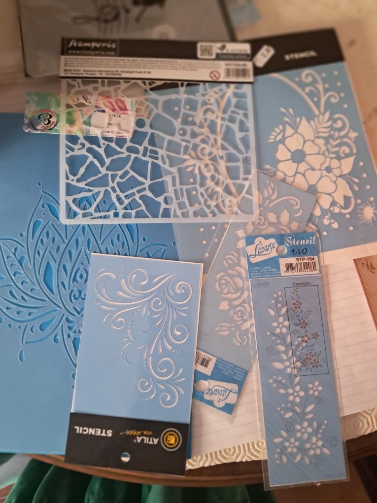 Stencil vários pintura