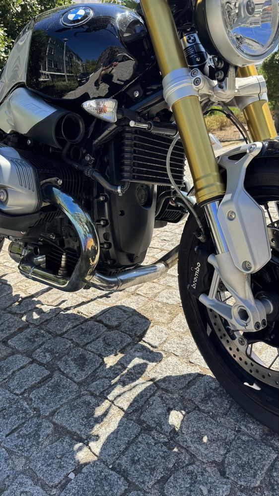 Bmw Nine T 1200.