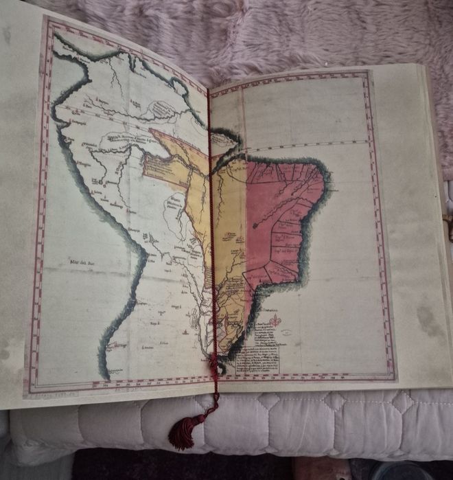 Livro,copia do tratado de Tordesilhas