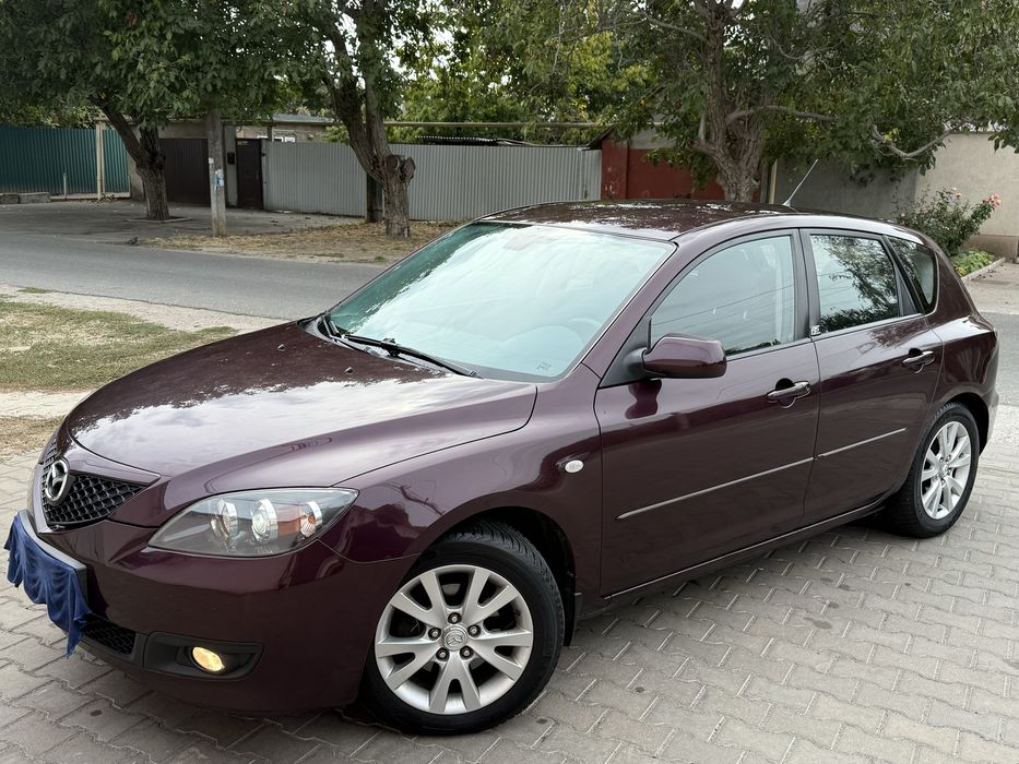 Mazda 3, 1.6 газ/бенз, АВТОМАТ, обслужена, в родной краске