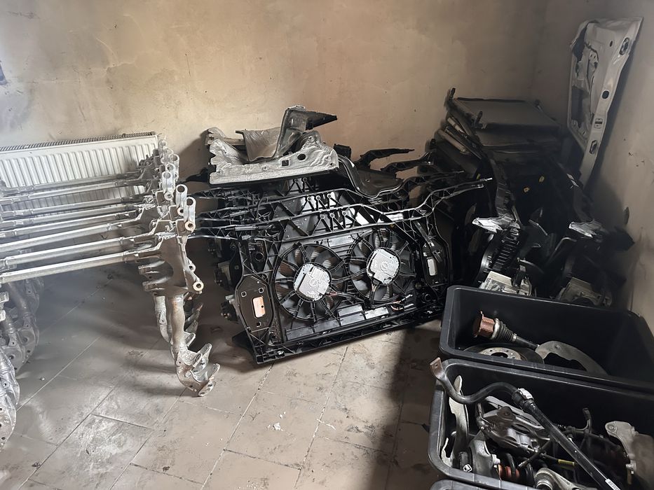 Підрамник Подрамник Audi Q5 8R Балка Ауді Ку5 8Р передній задній