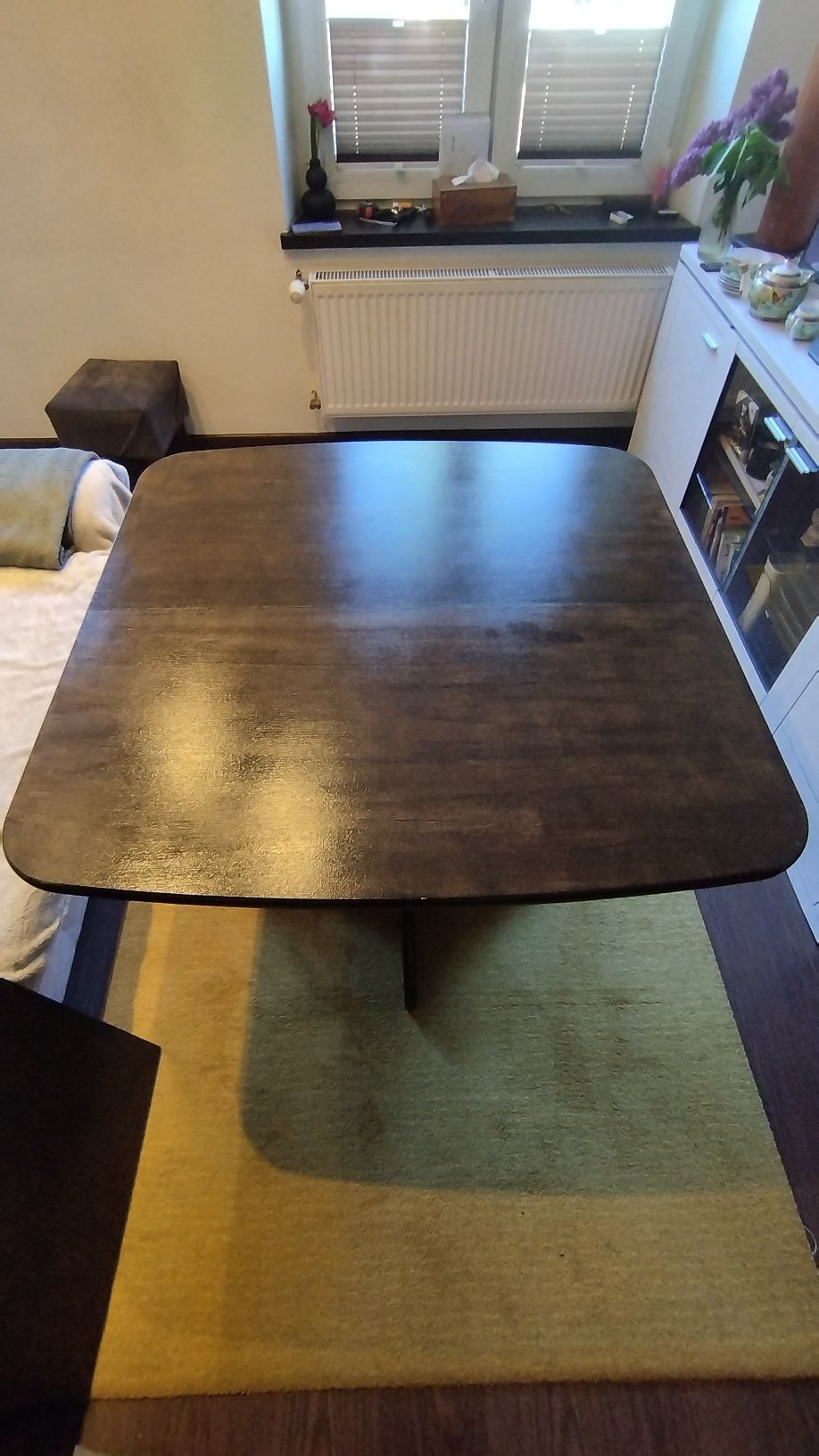 Stół drewniany, rozsuwany