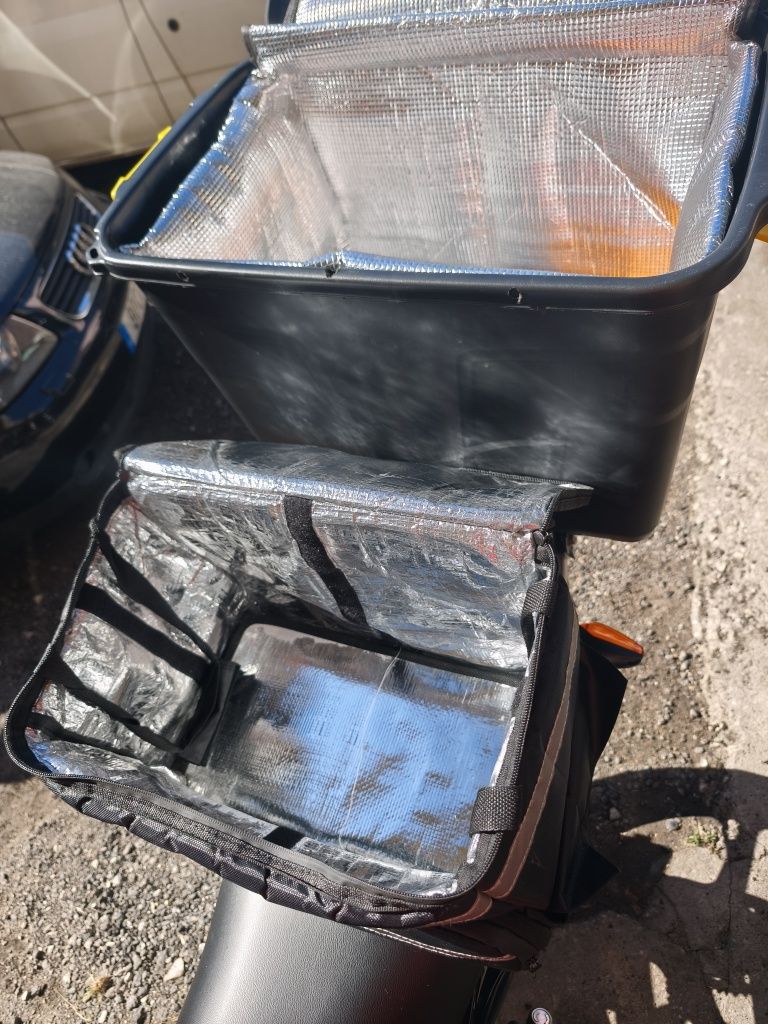 CB125F 2950€  Vendo como está preparada para trabalhar nas plataformas
