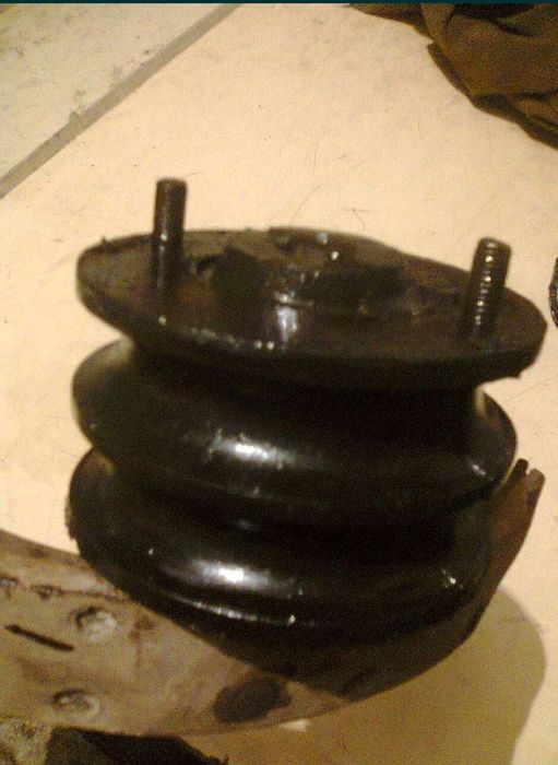 Опори двигуна ВАЗ