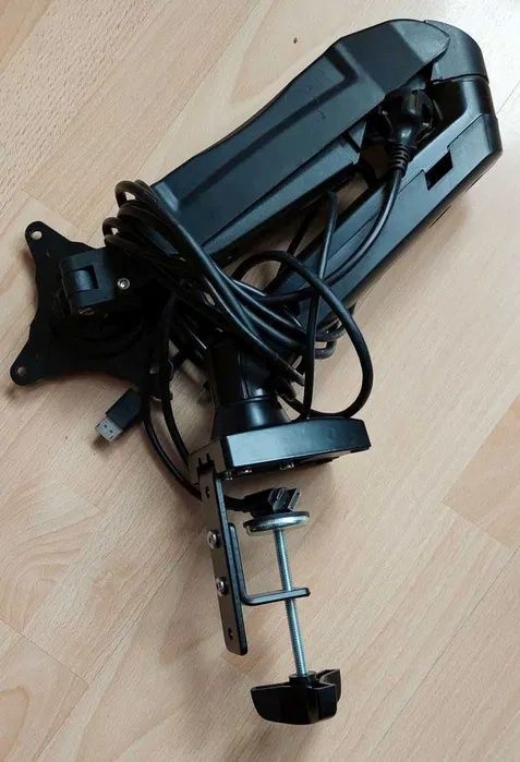 Ramię pojedyncze do mocowania monitora  o wadze do 6,5kg