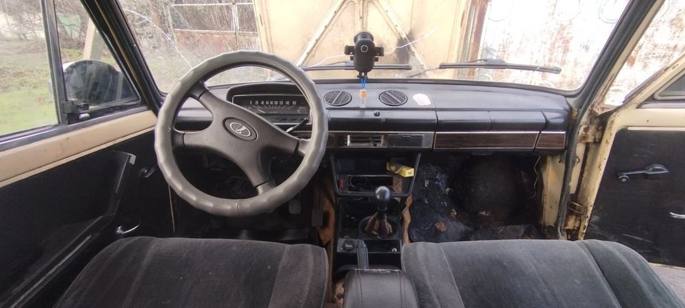 Продам пять авто ВАЗ