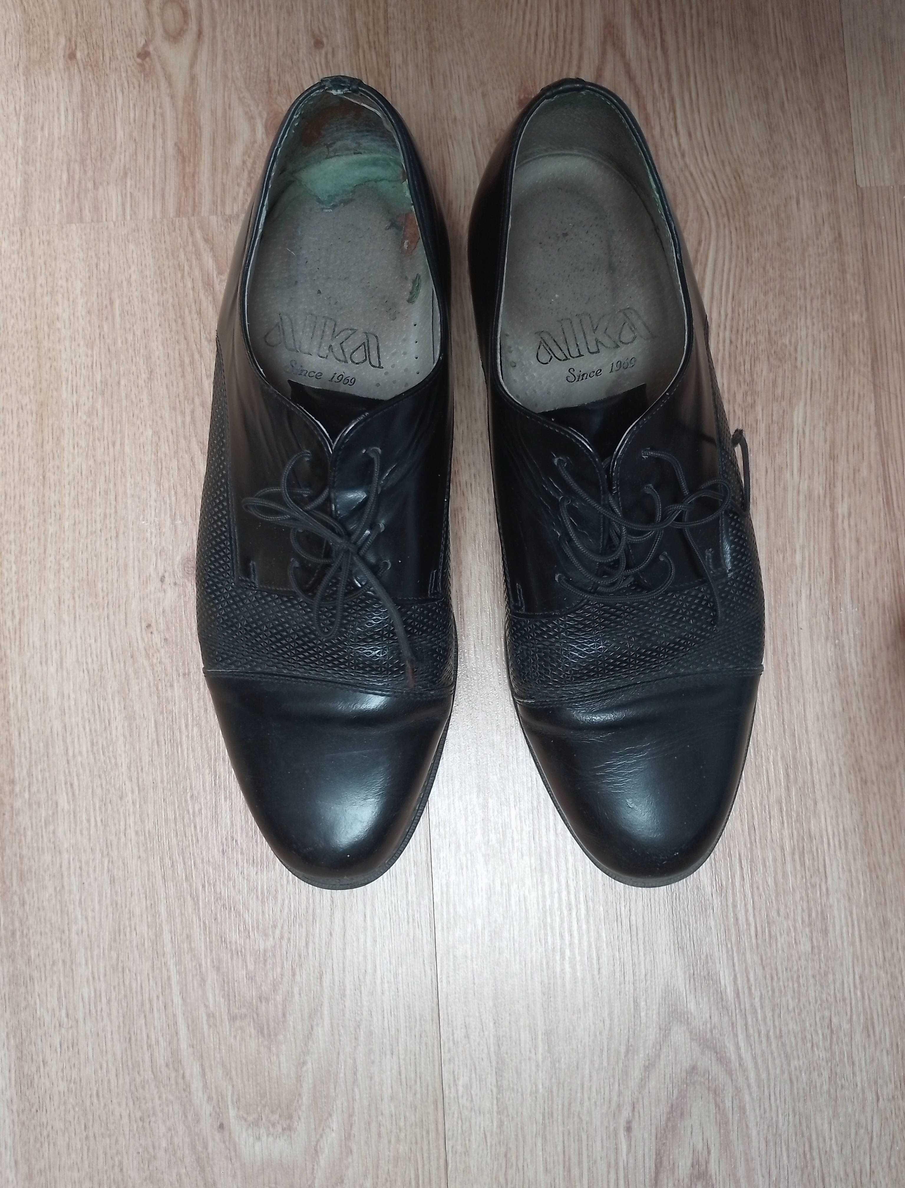 Męskie buty wizytowe