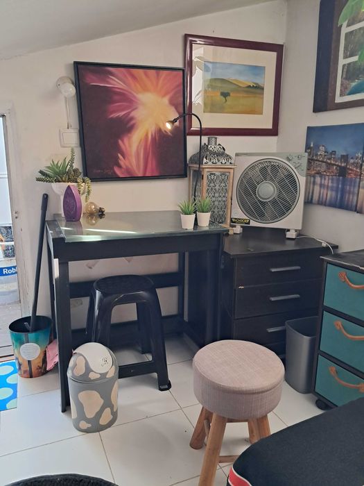 Sotão Charmoso. Metro Chiado, centro Lisboa. Ler texto.