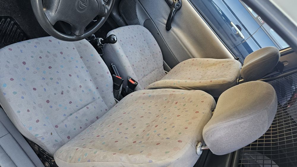 Opel Corsa B 1.7 Diesel comercial bom estado geral 1998 com 275000