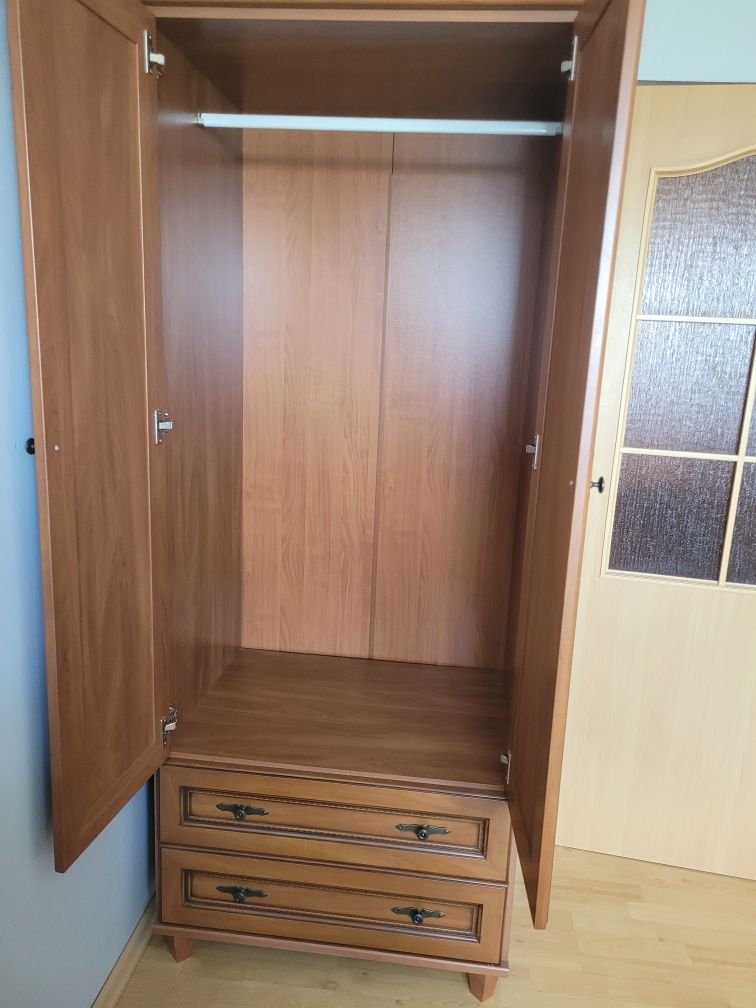 Szafa z szufladami